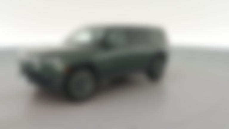 2025 Rivian R1S vehicle photo