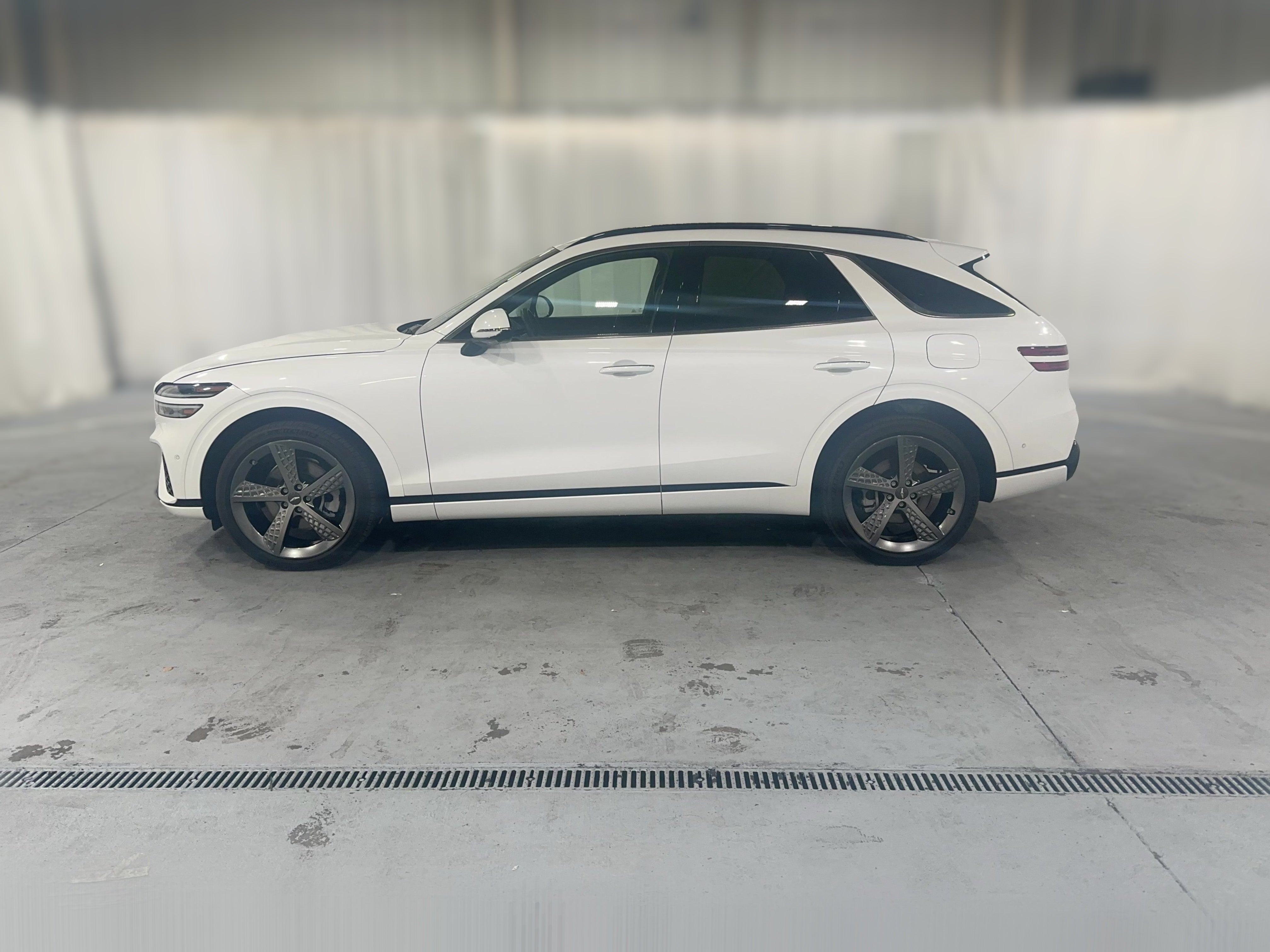 2022 GENESIS GV70 Standard - Photo 31