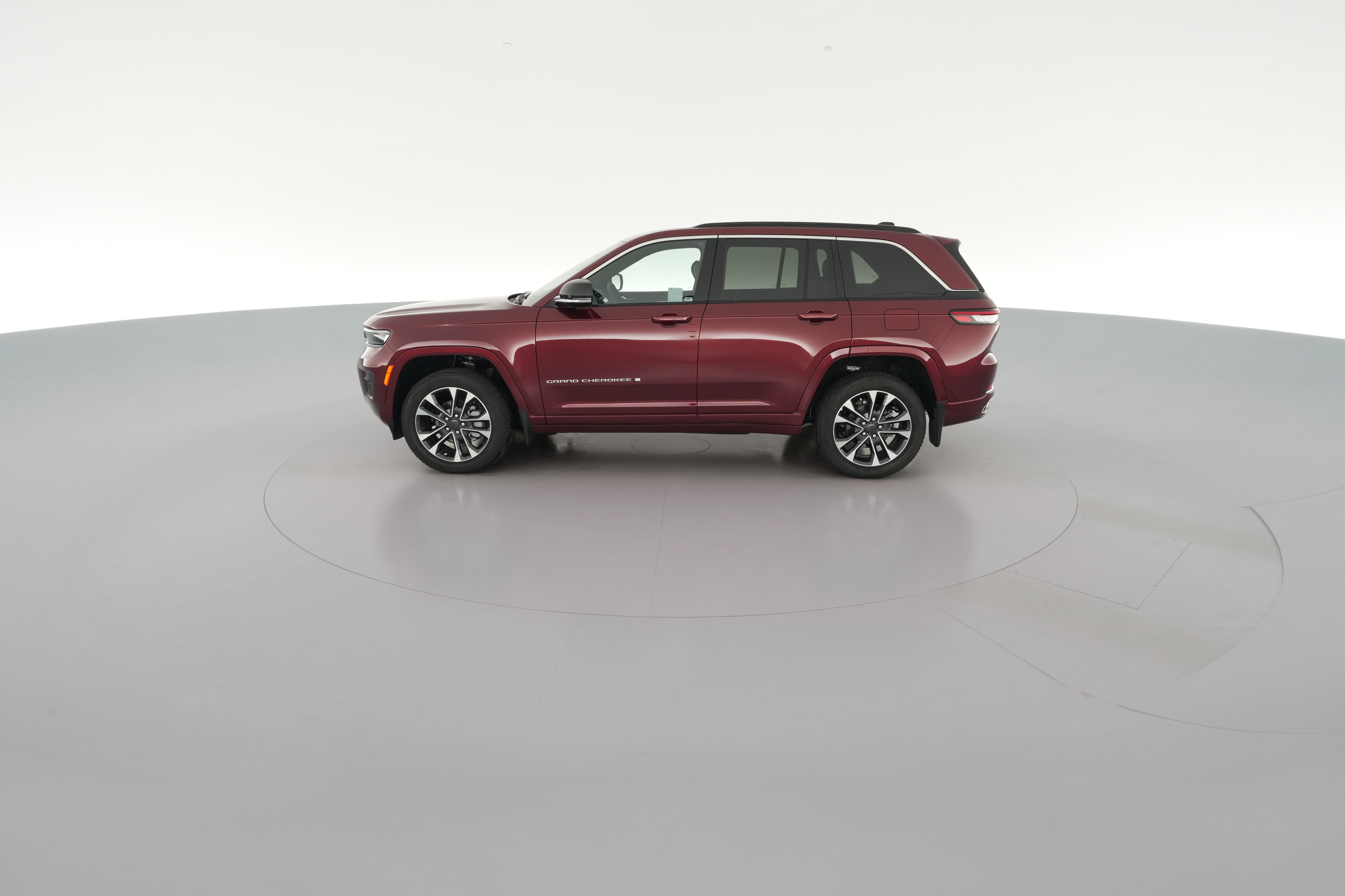 2025 Jeep Grand Cherokee Overland - Photo 46