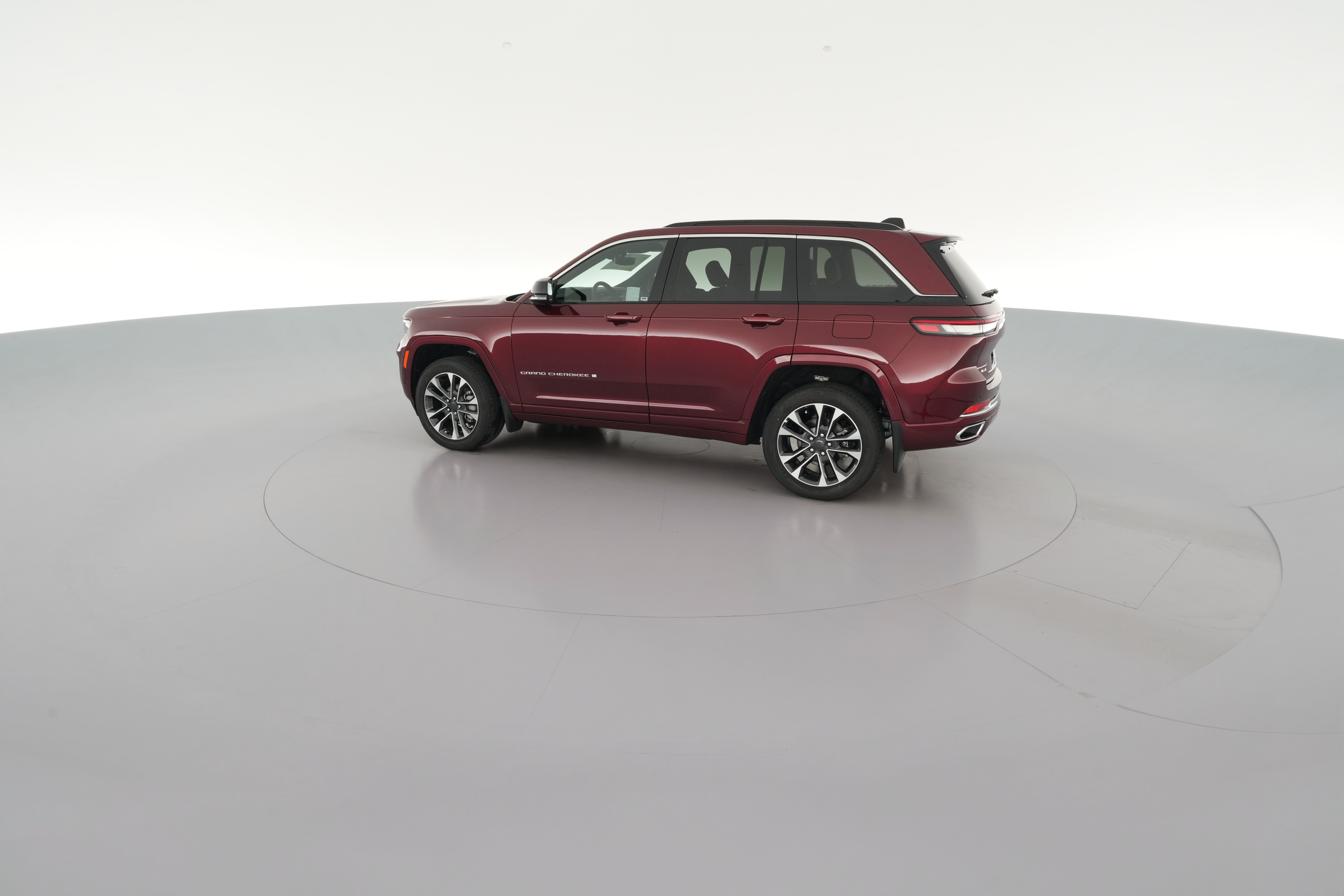 2025 Jeep Grand Cherokee Overland - Photo 47