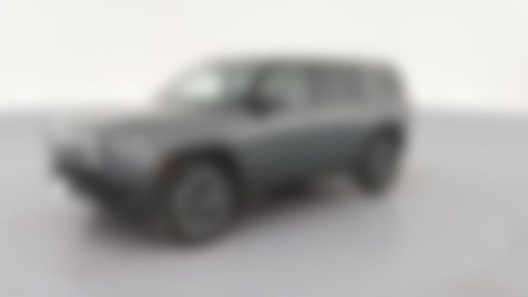 2025 Rivian R1S vehicle photo