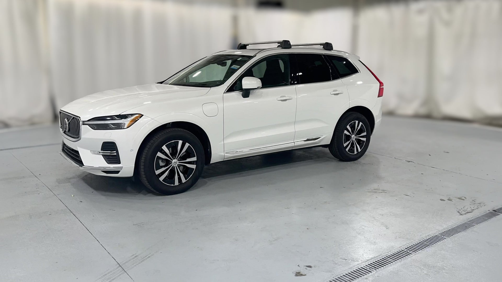 2022 Volvo XC60 vehicle photo