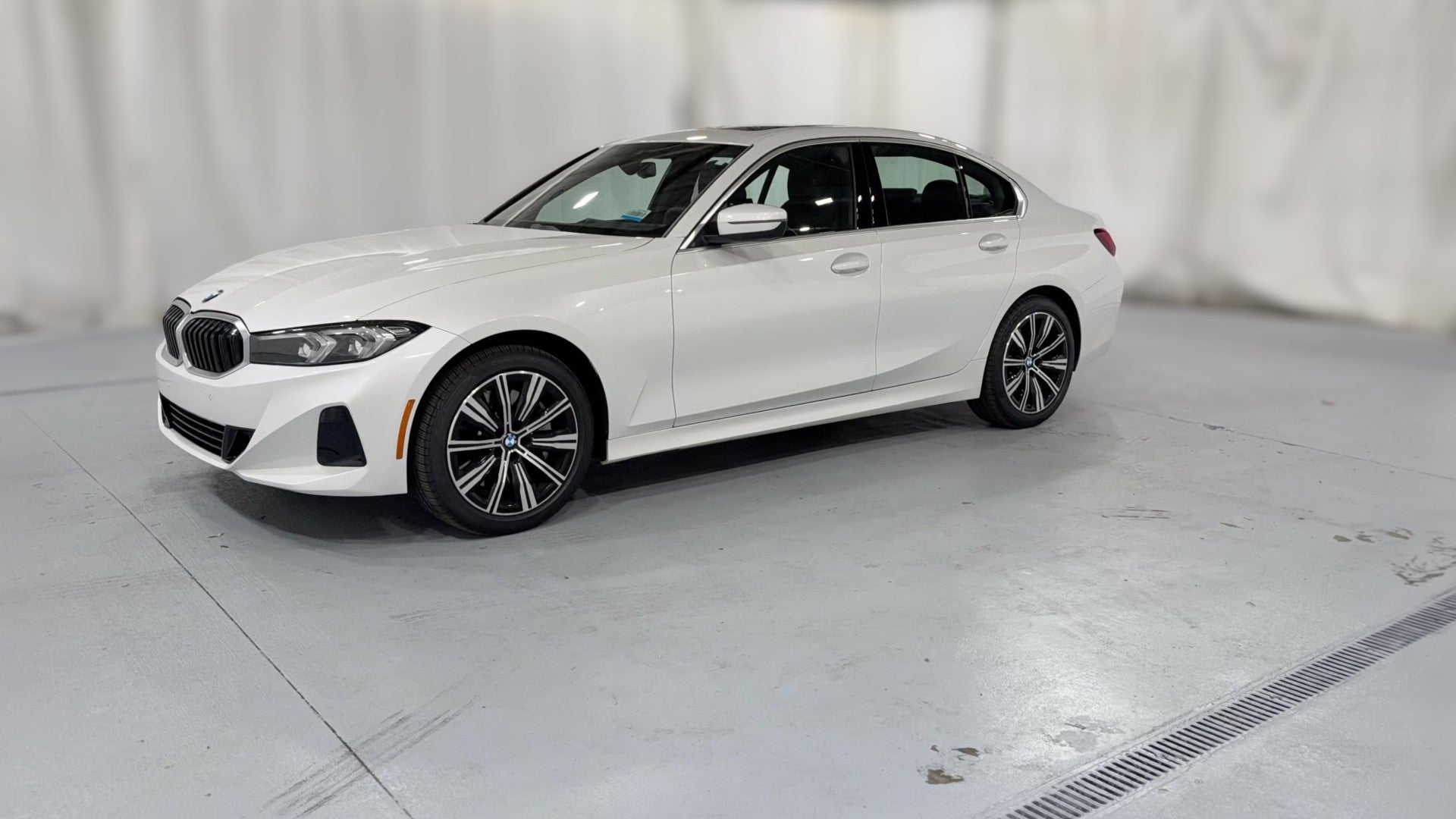 2025 BMW 3 Series vehicle photo