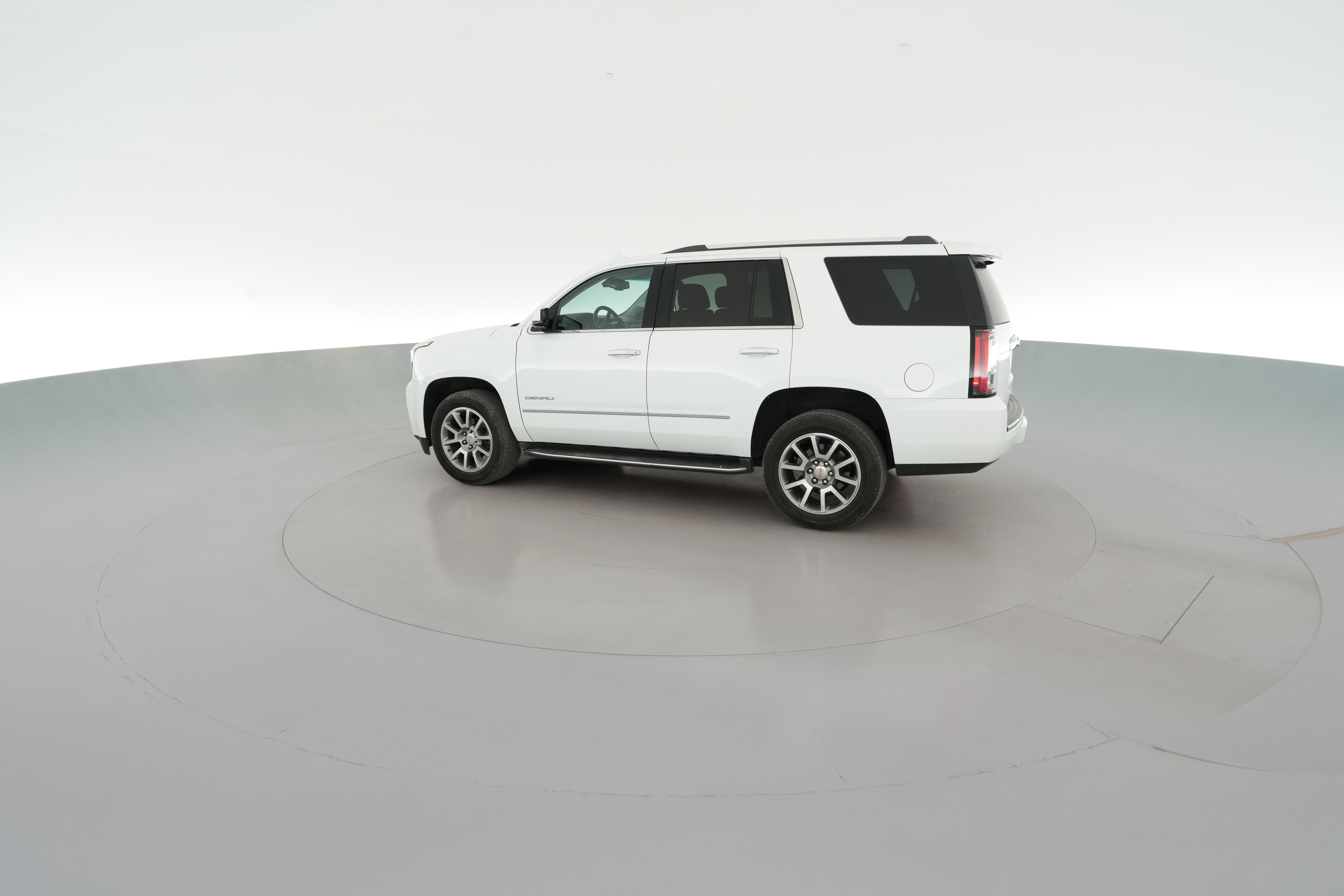 2018 GMC Yukon Denali - Photo 52