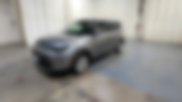 2025 Kia Soul vehicle photo