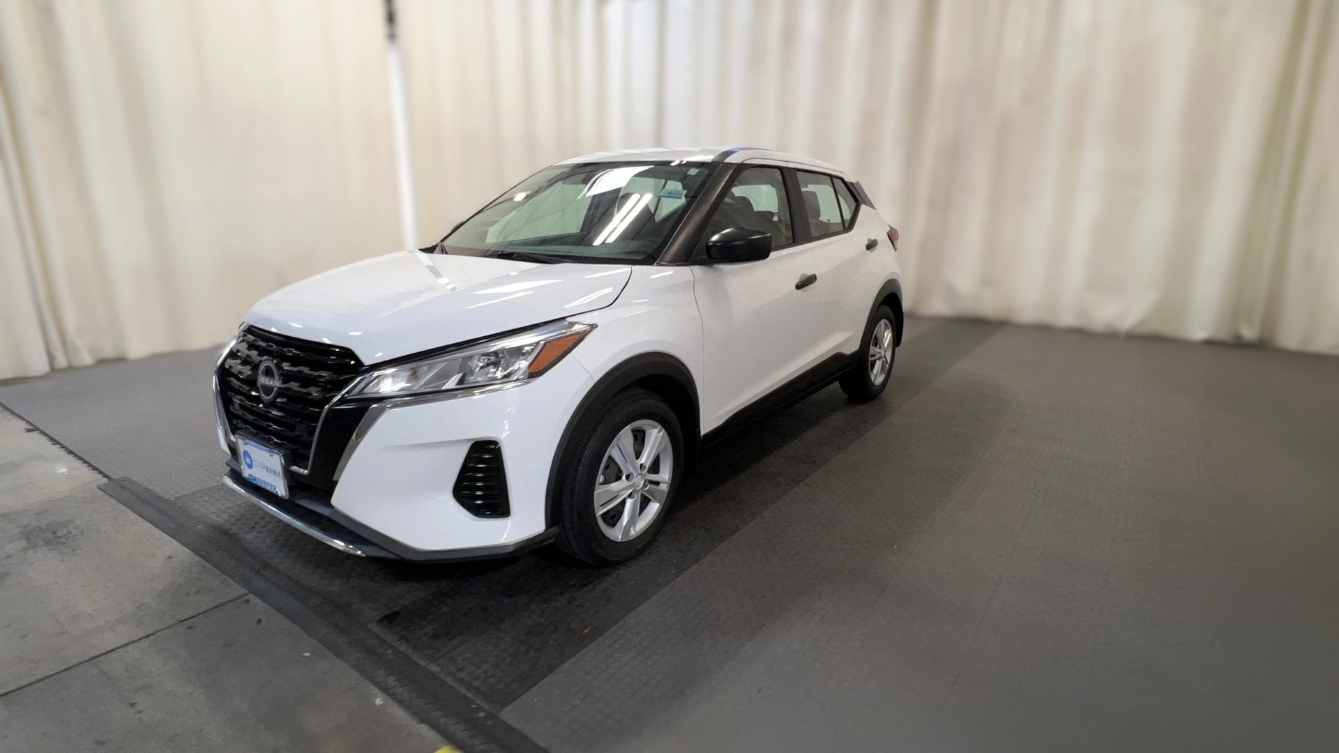 2023 Nissan Kicks vehicle photo