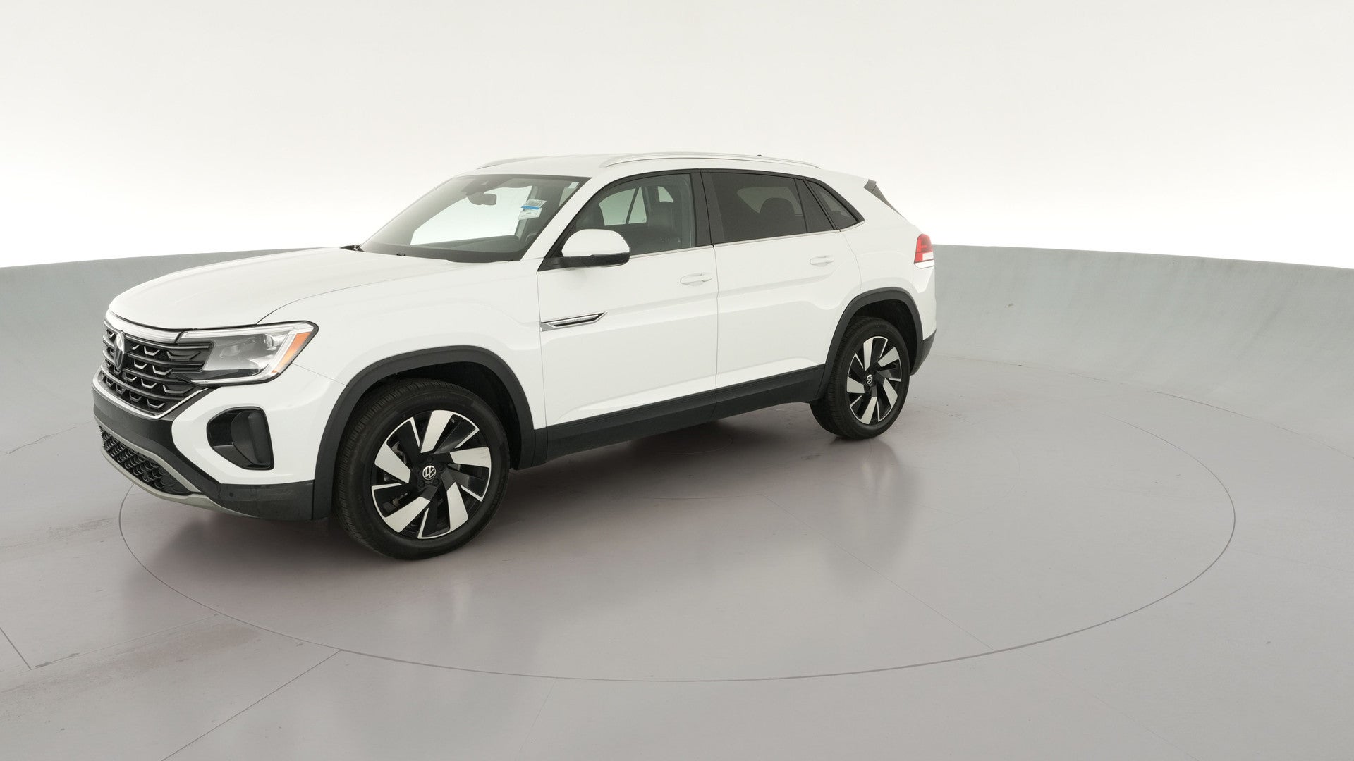 2024 Volkswagen Atlas Cross Sport vehicle photo