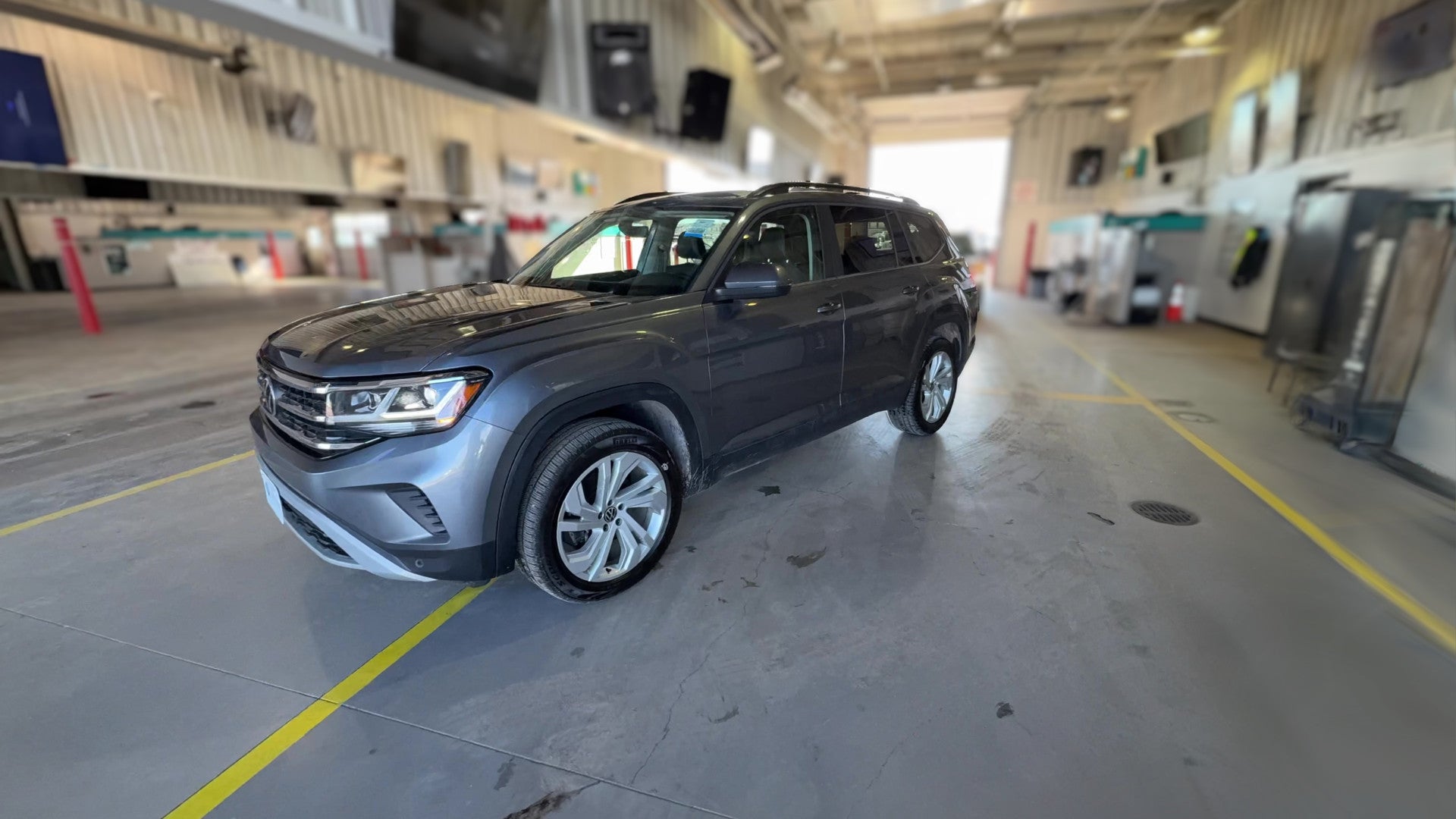 2022 Volkswagen Atlas vehicle photo