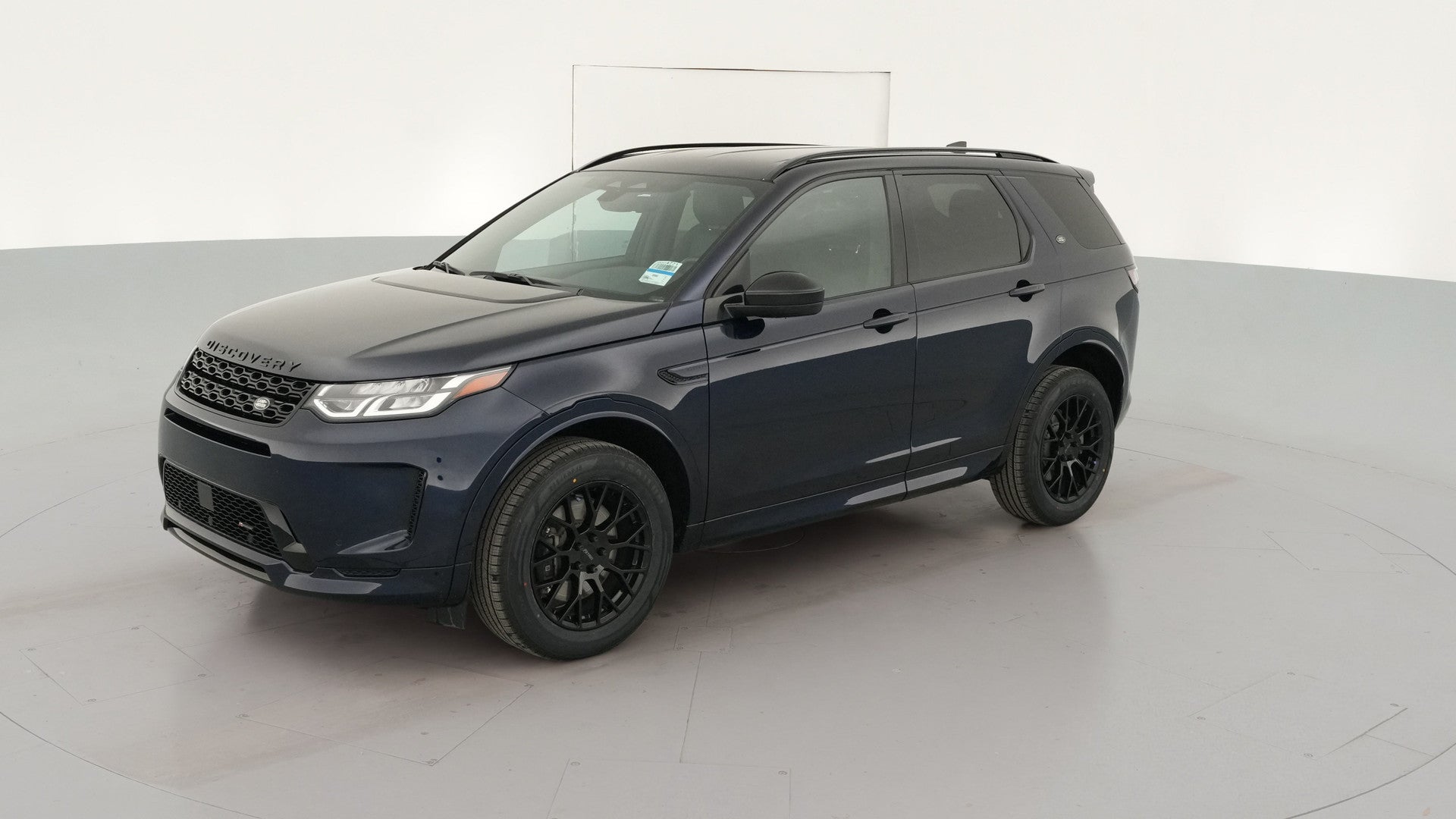 2023 Land Rover Discovery Sport vehicle photo
