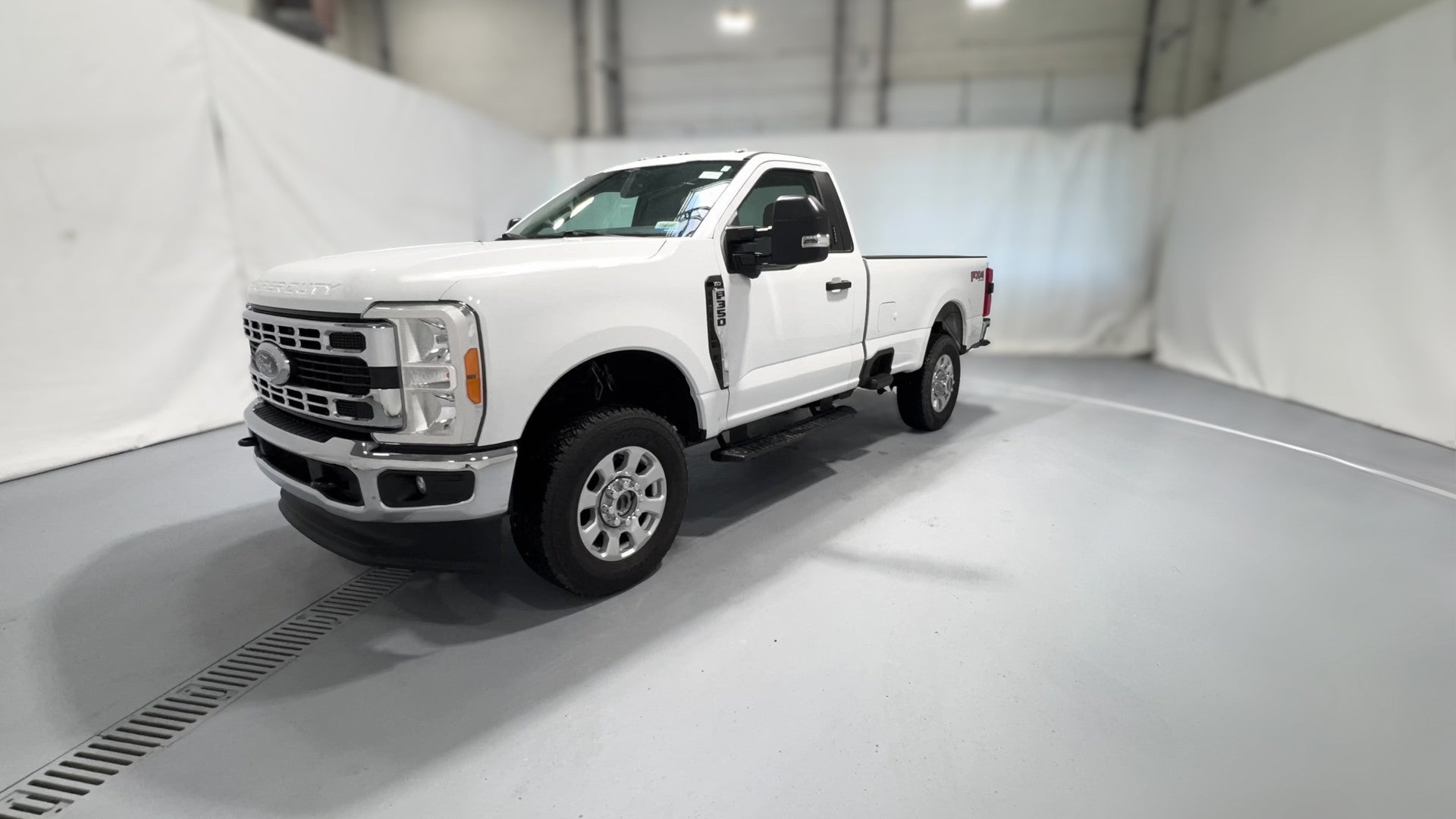 2023 Ford F350 Super Duty Regular Cab vehicle photo