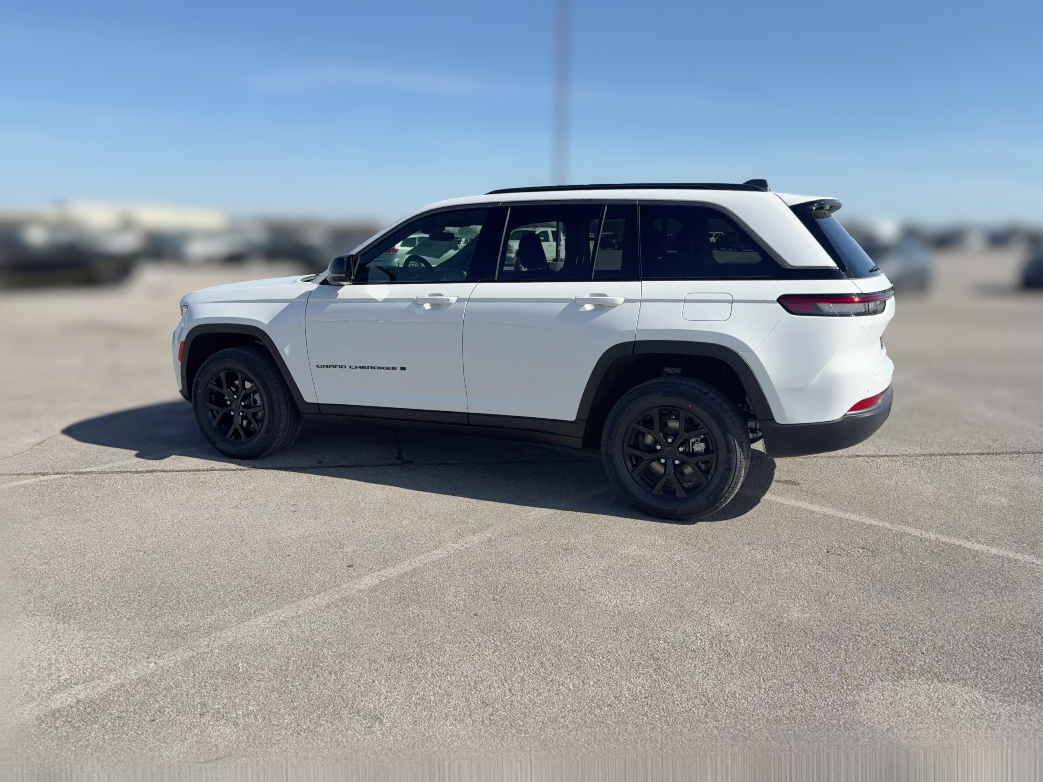 2026 Jeep Grand Cherokee Laredo - Photo 26