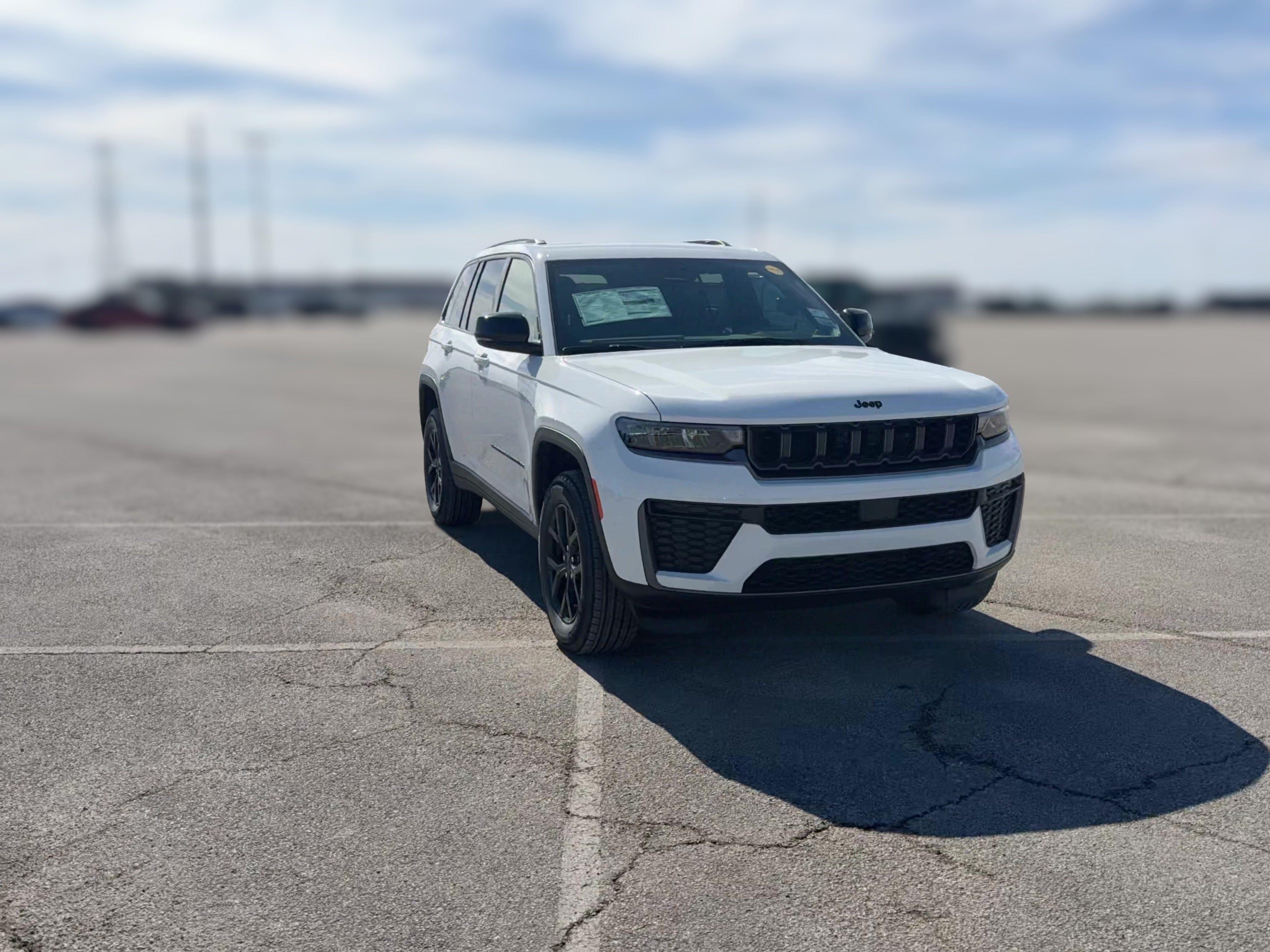 2026 Jeep Grand Cherokee Laredo - Photo 36