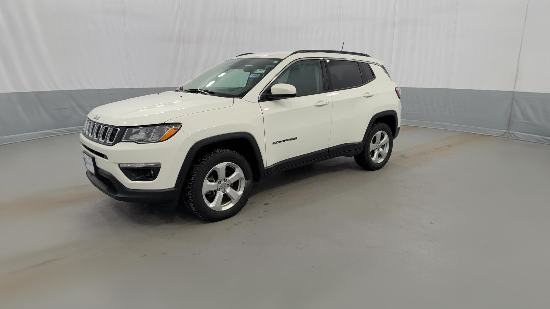 2021 Jeep Compass vehicle photo