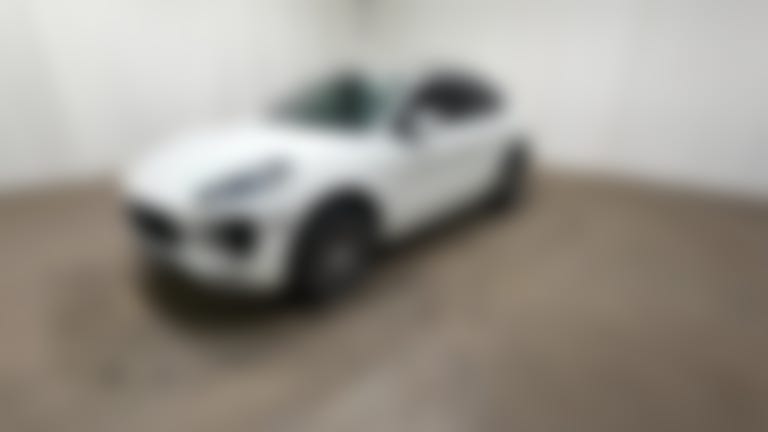 2017 Porsche Macan vehicle photo