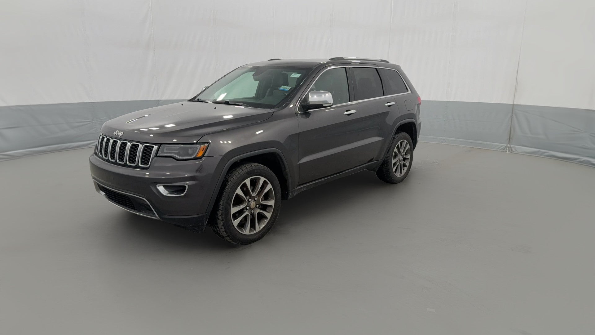2018 Jeep Grand Cherokee vehicle photo