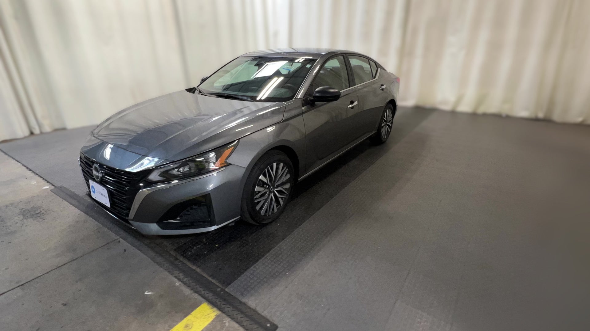 2025 Nissan Altima vehicle photo