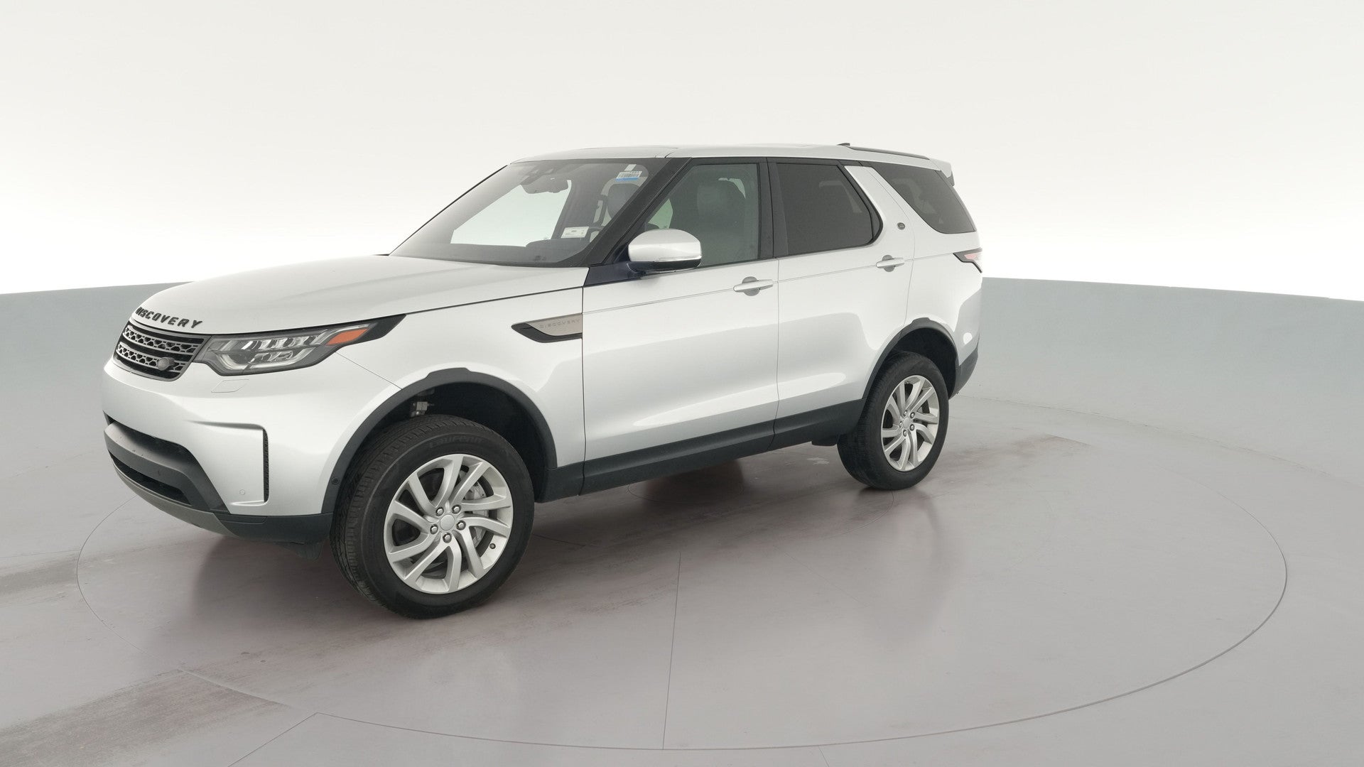 2019 Land Rover Discovery vehicle photo