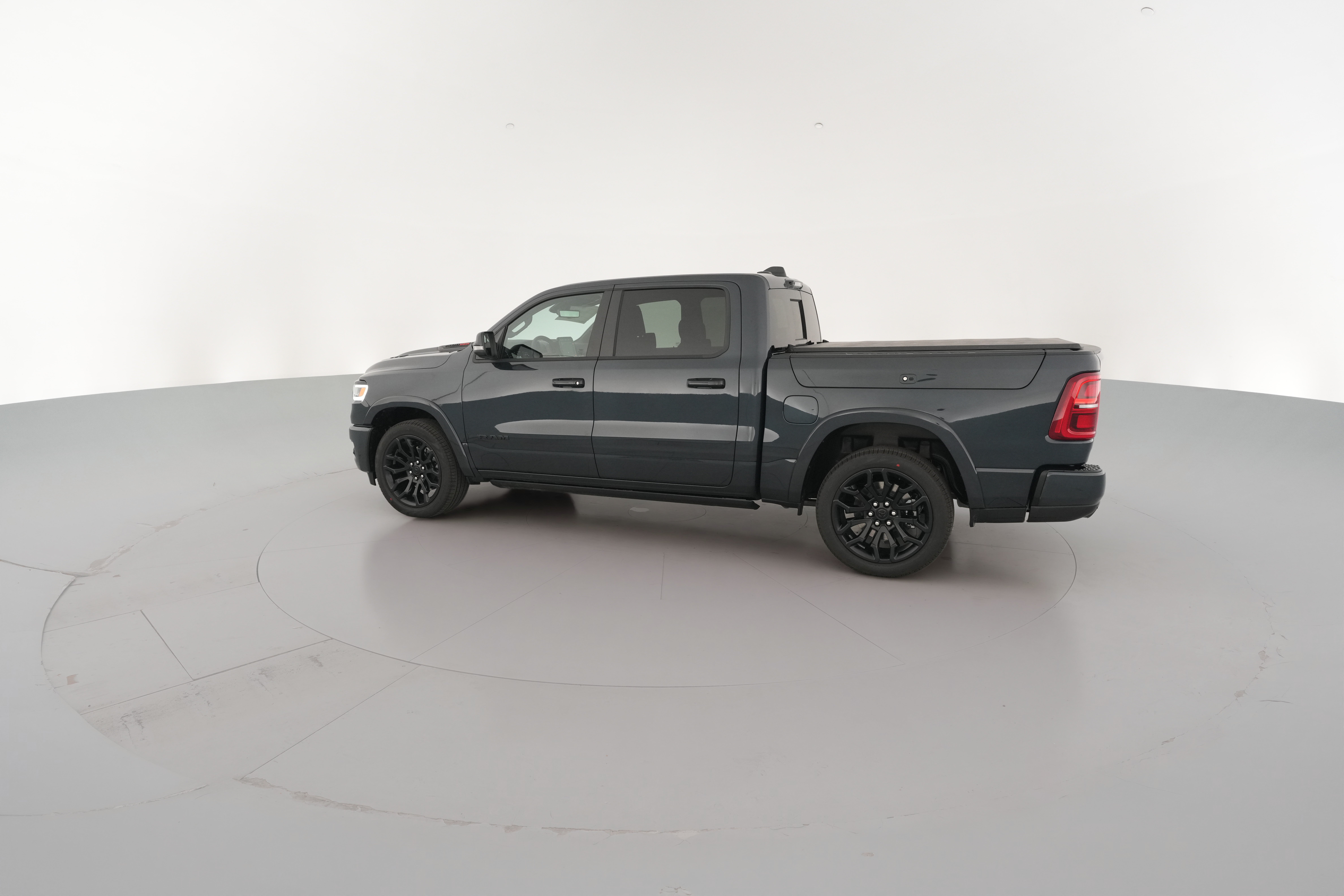 2026 RAM 1500 Limited - Photo 33