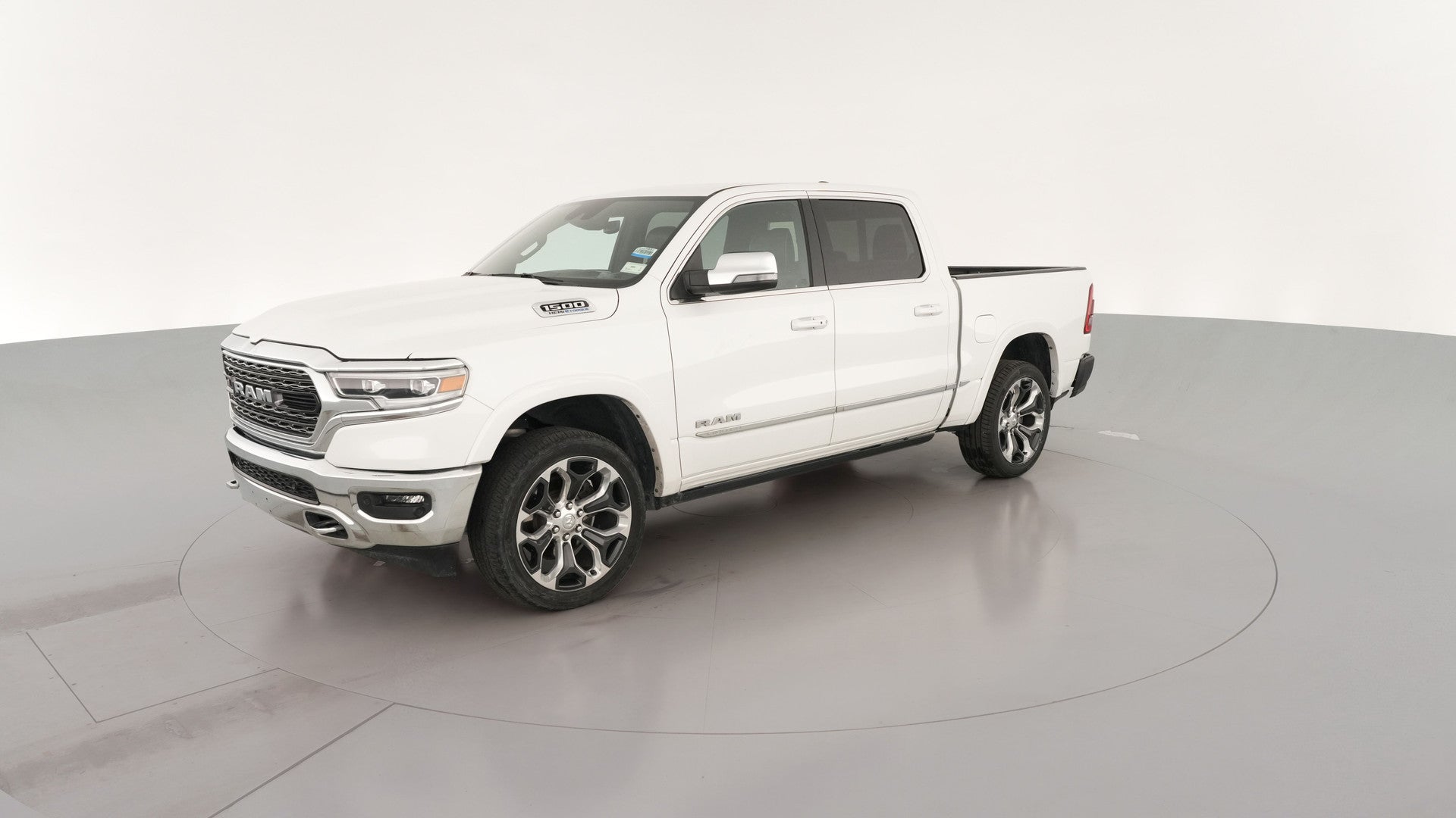 2023 Ram 1500 Crew Cab vehicle photo