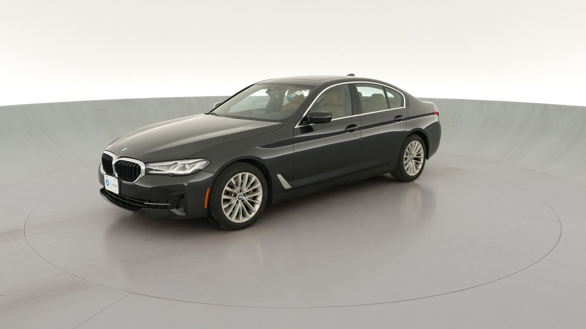 2021 BMW 5 Series vehicle photo