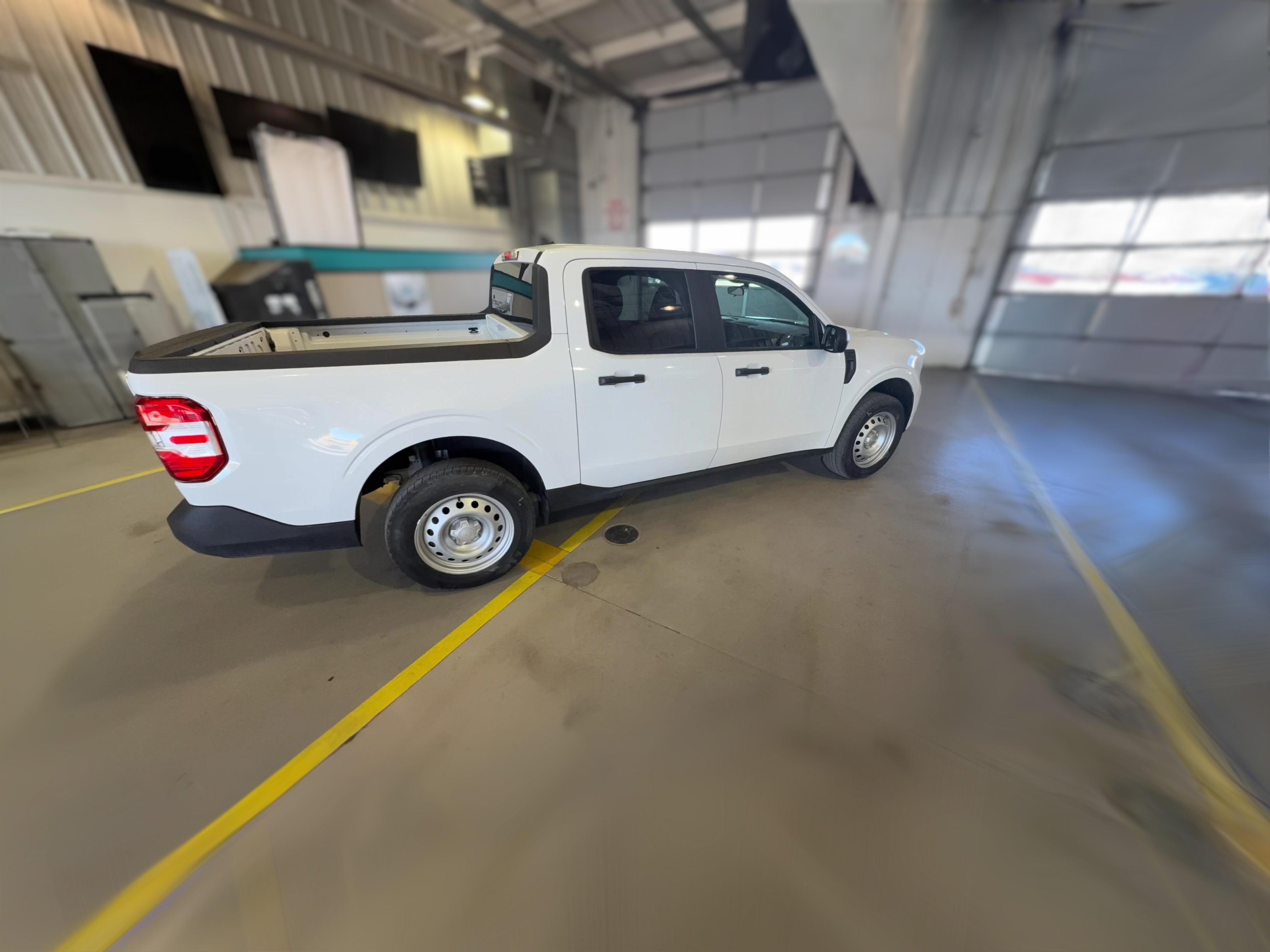 2024 Ford Maverick XL - Photo 30