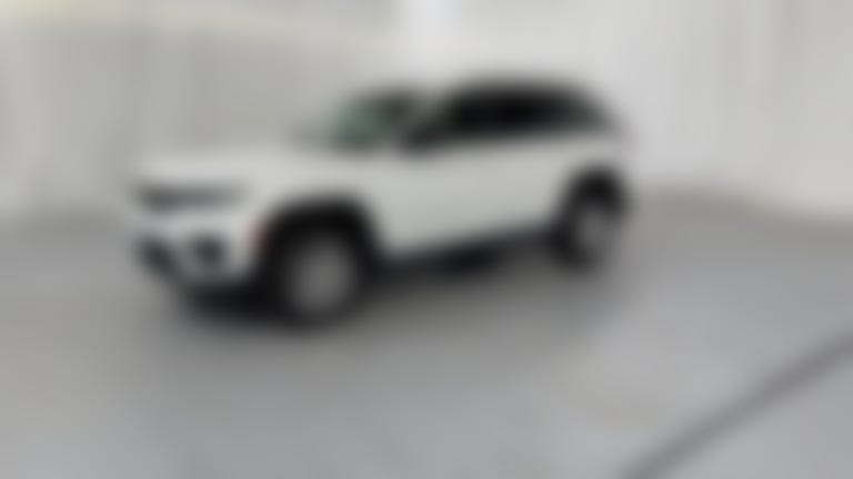 2025 Jeep Grand Cherokee vehicle photo