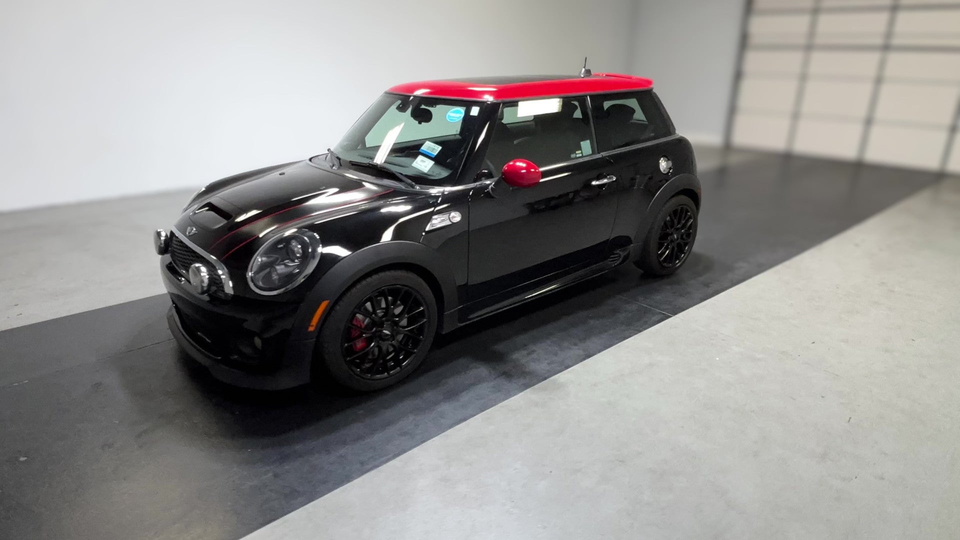 2013 MINI Hardtop vehicle photo