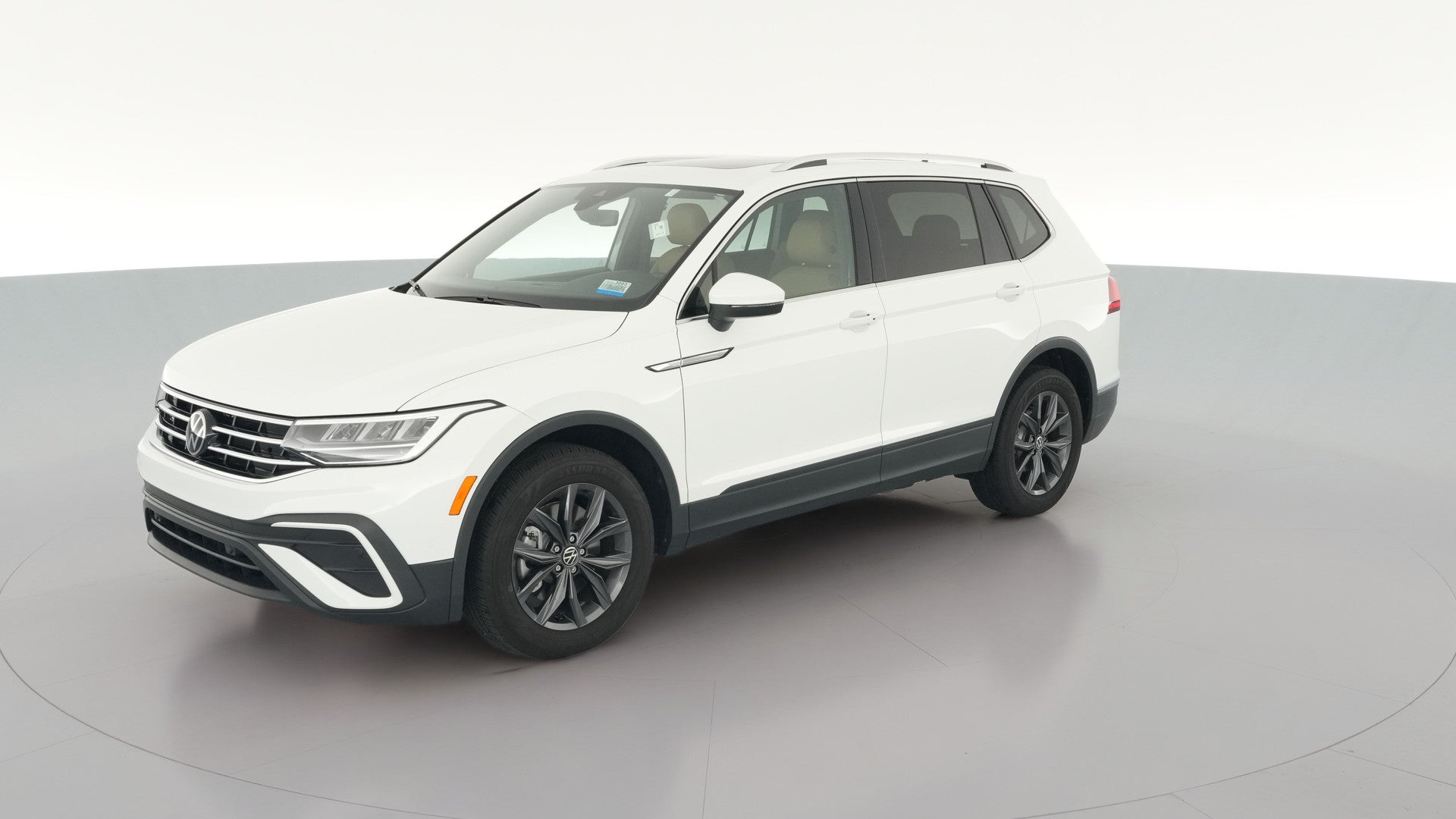 2024 Volkswagen Tiguan vehicle photo