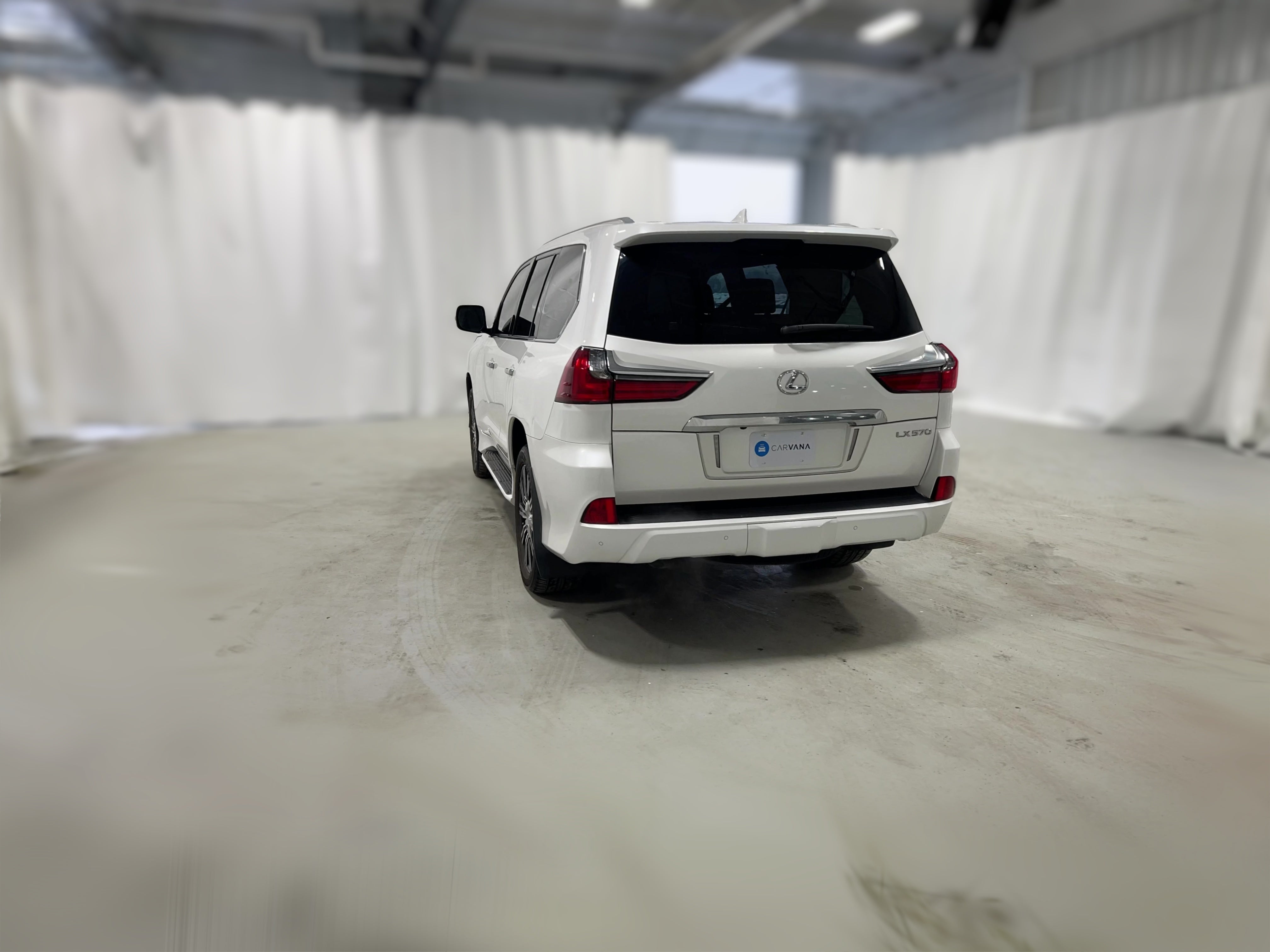 2021 Lexus LX 570 - Photo 40