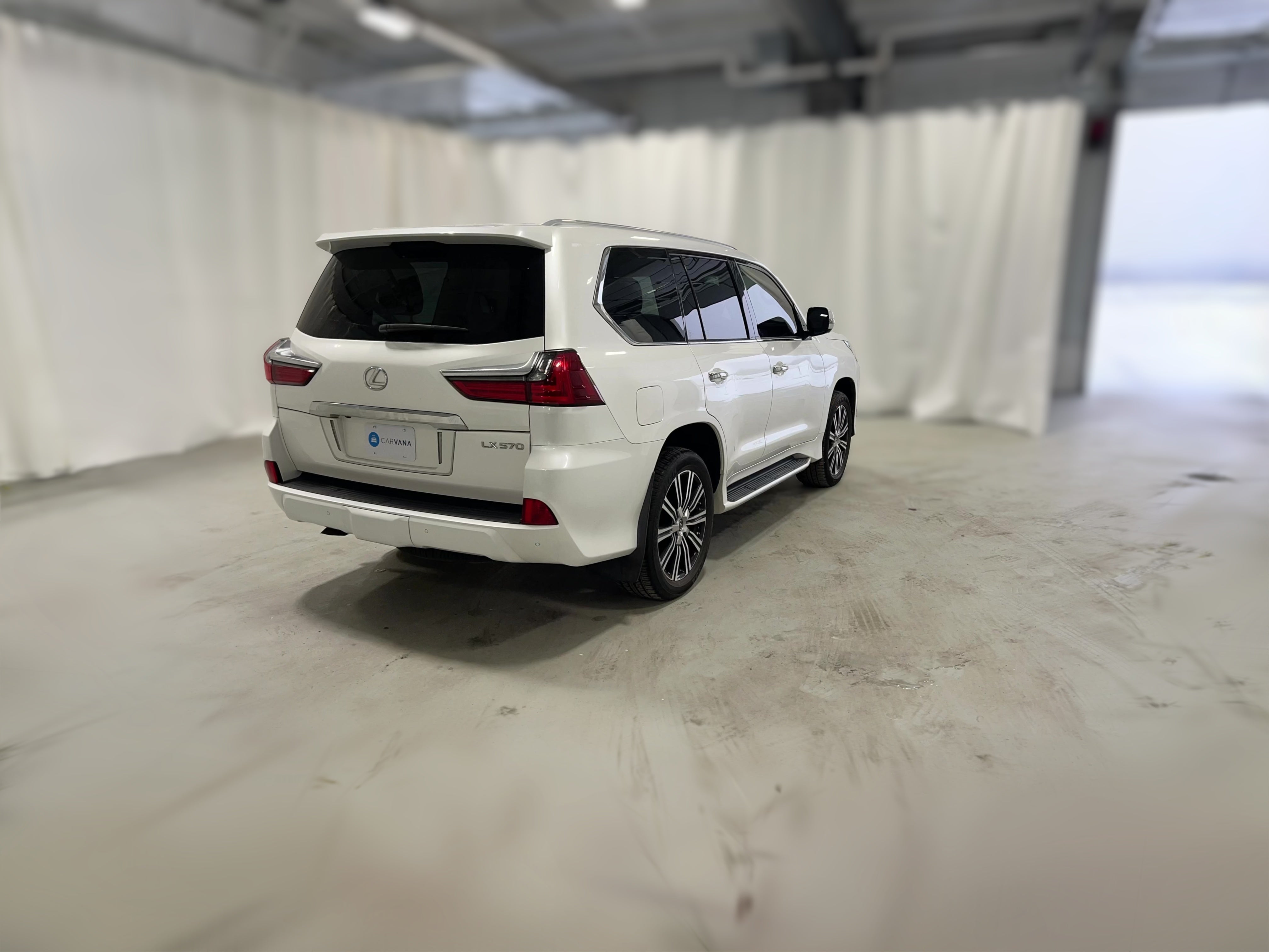 2021 Lexus LX 570 - Photo 42