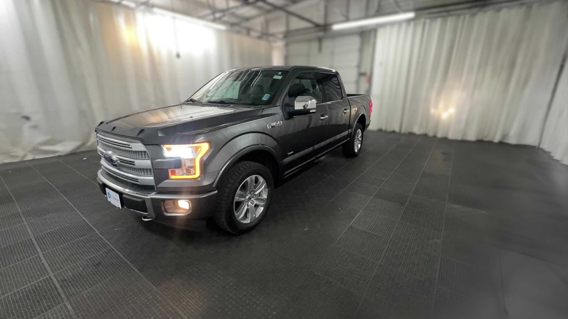 2017 Ford F150 SuperCrew Cab vehicle photo