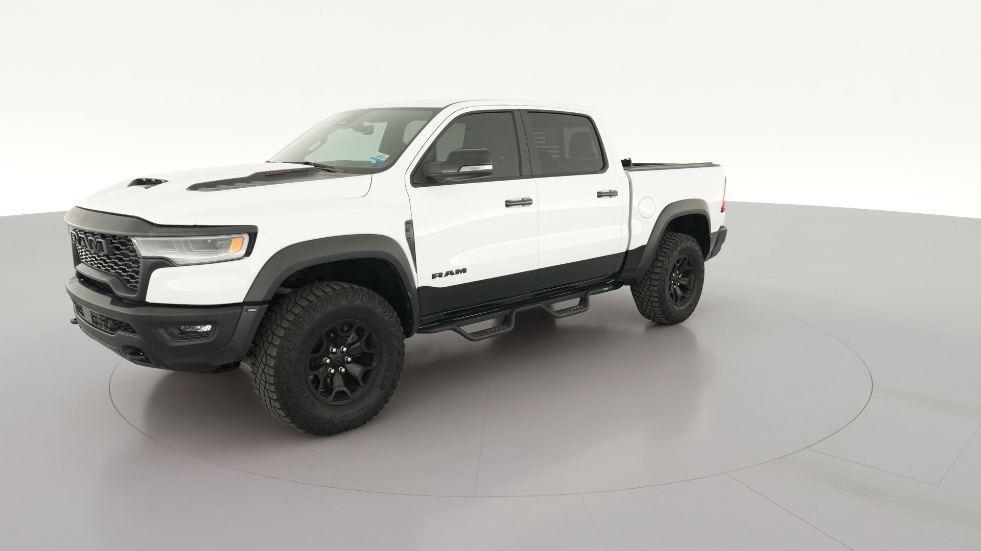 2025 Ram 1500 Crew Cab vehicle photo