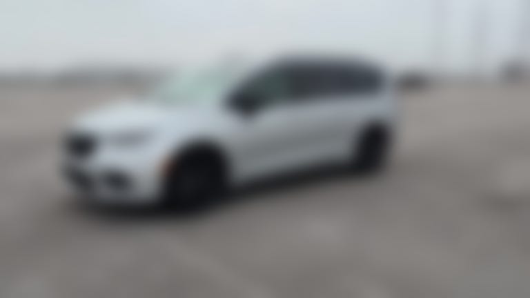2026 Chrysler Pacifica vehicle photo