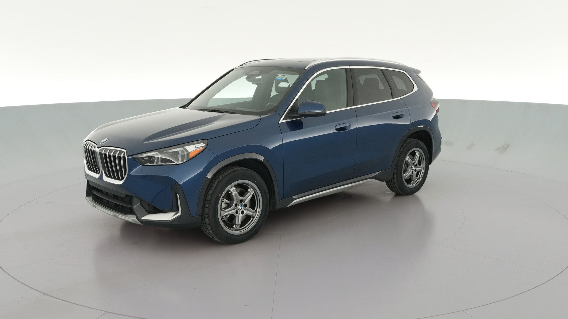 2025 BMW X1 vehicle photo