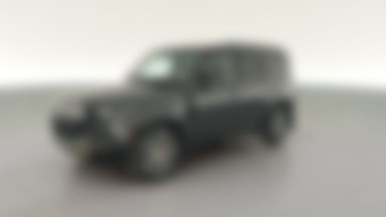 2024 Land Rover Defender 110 vehicle photo