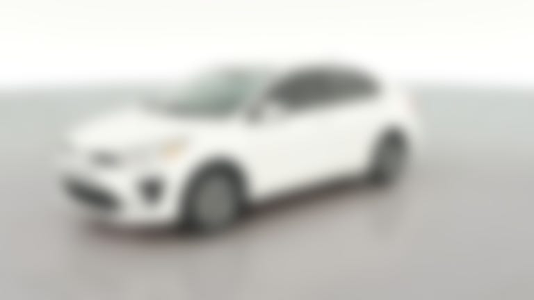 2023 Kia Rio vehicle photo
