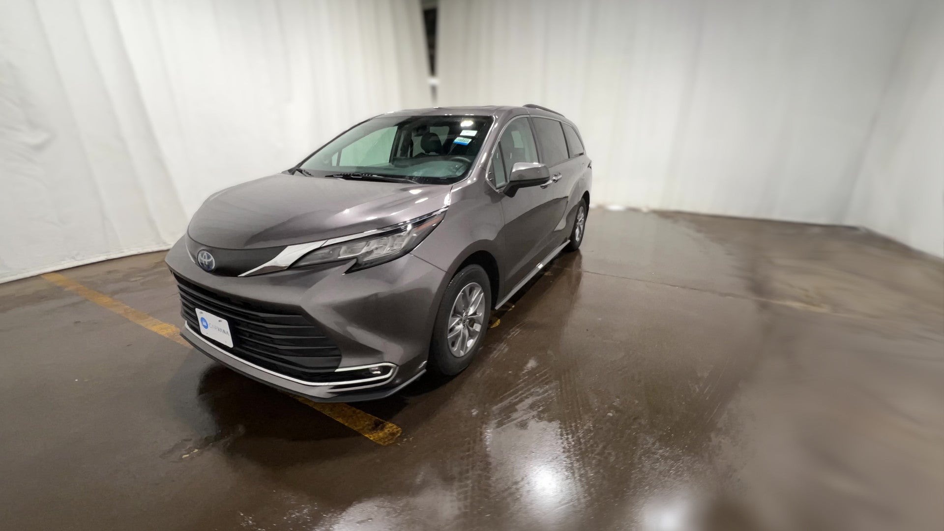 2023 Toyota Sienna vehicle photo