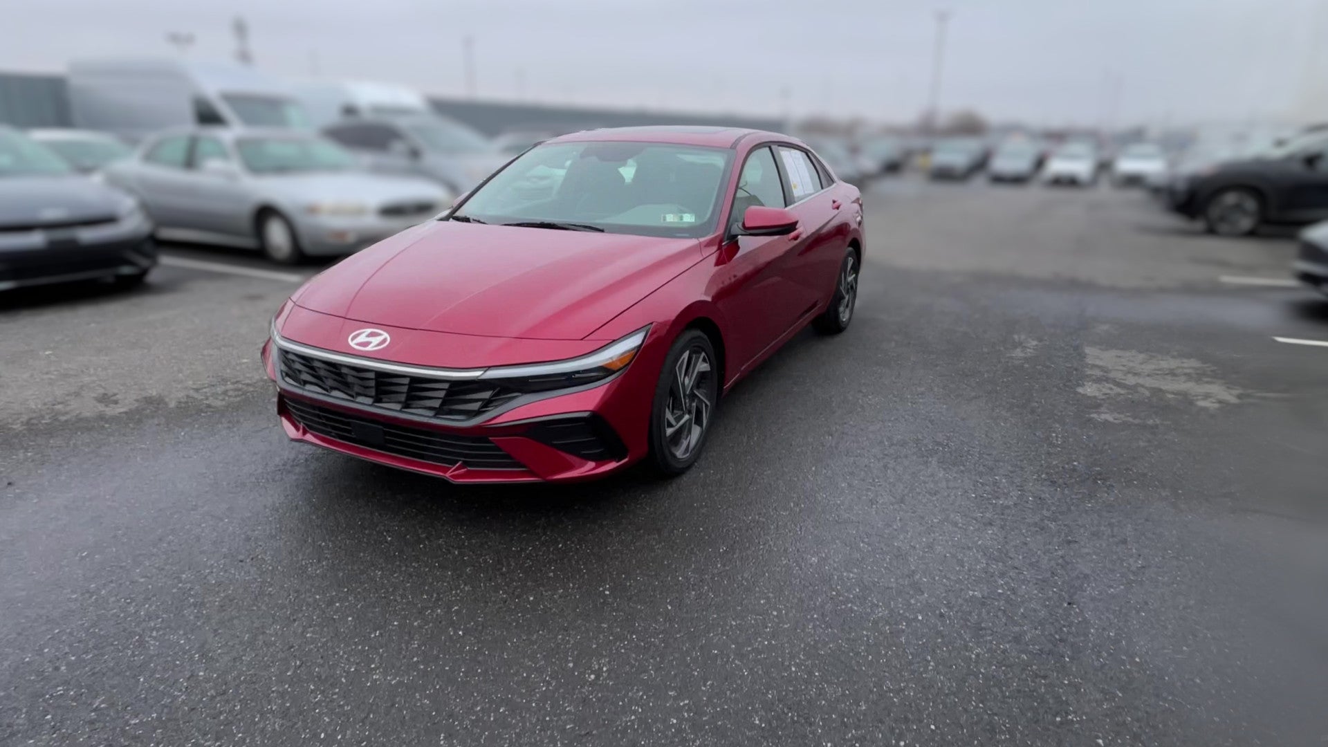 2025 Hyundai Elantra vehicle photo