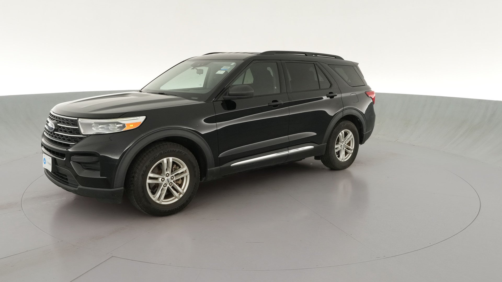 2020 Ford Explorer vehicle photo