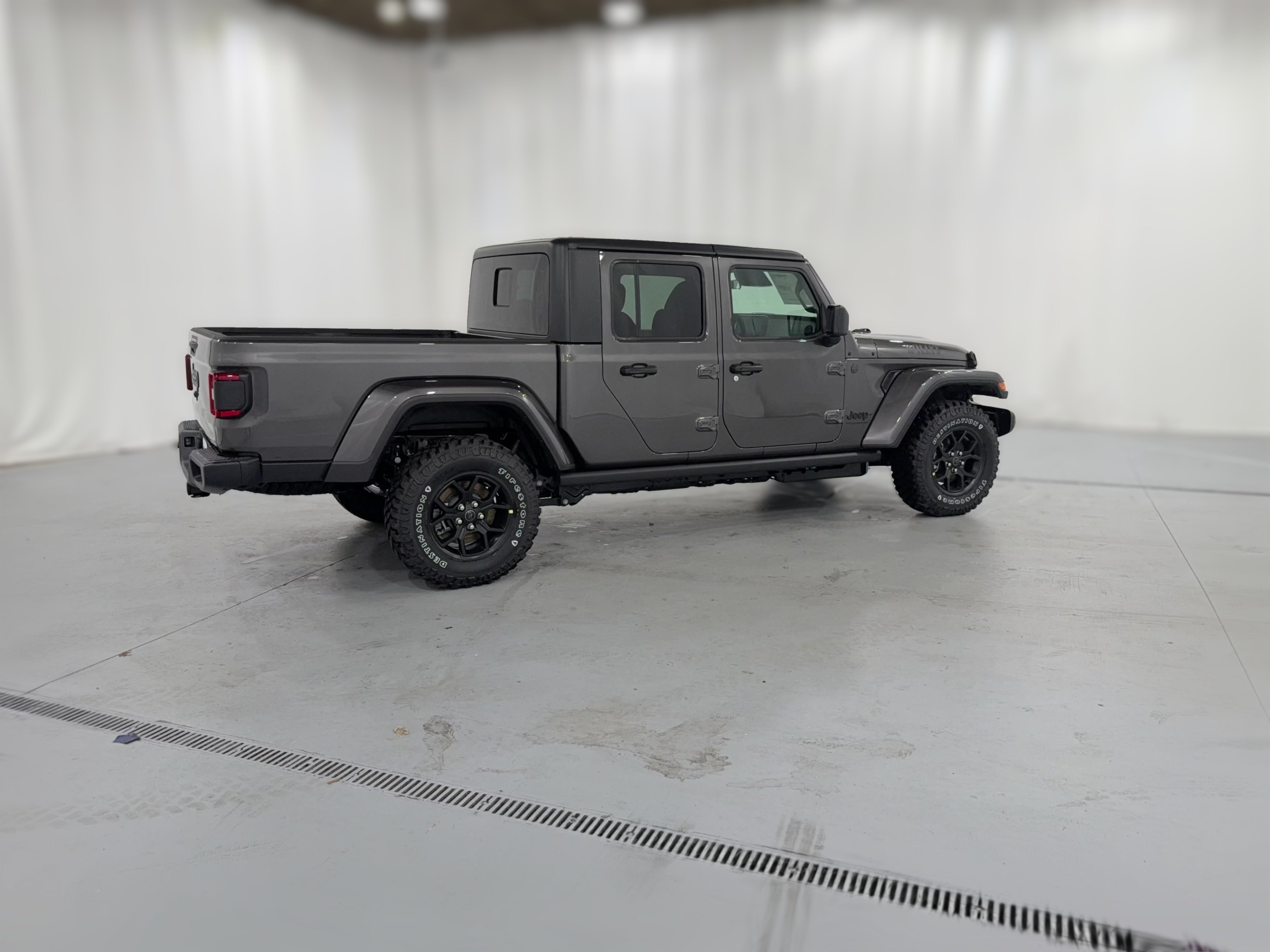 2026 Jeep Gladiator Willys - Photo 31
