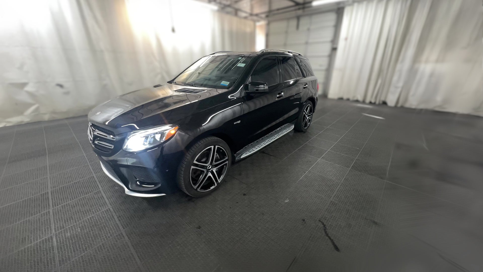 2019 Mercedes-Benz Mercedes-AMG GLE vehicle photo