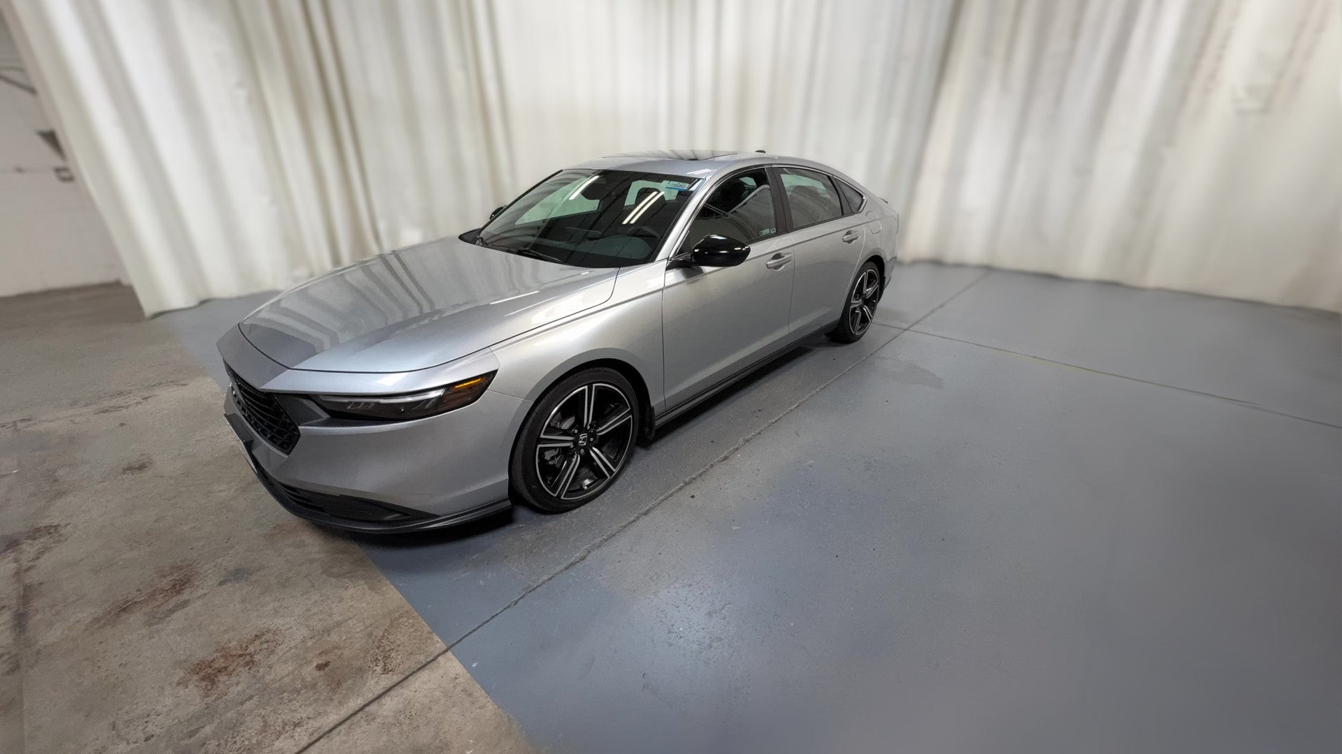2024 Honda Accord Hybrid vehicle photo