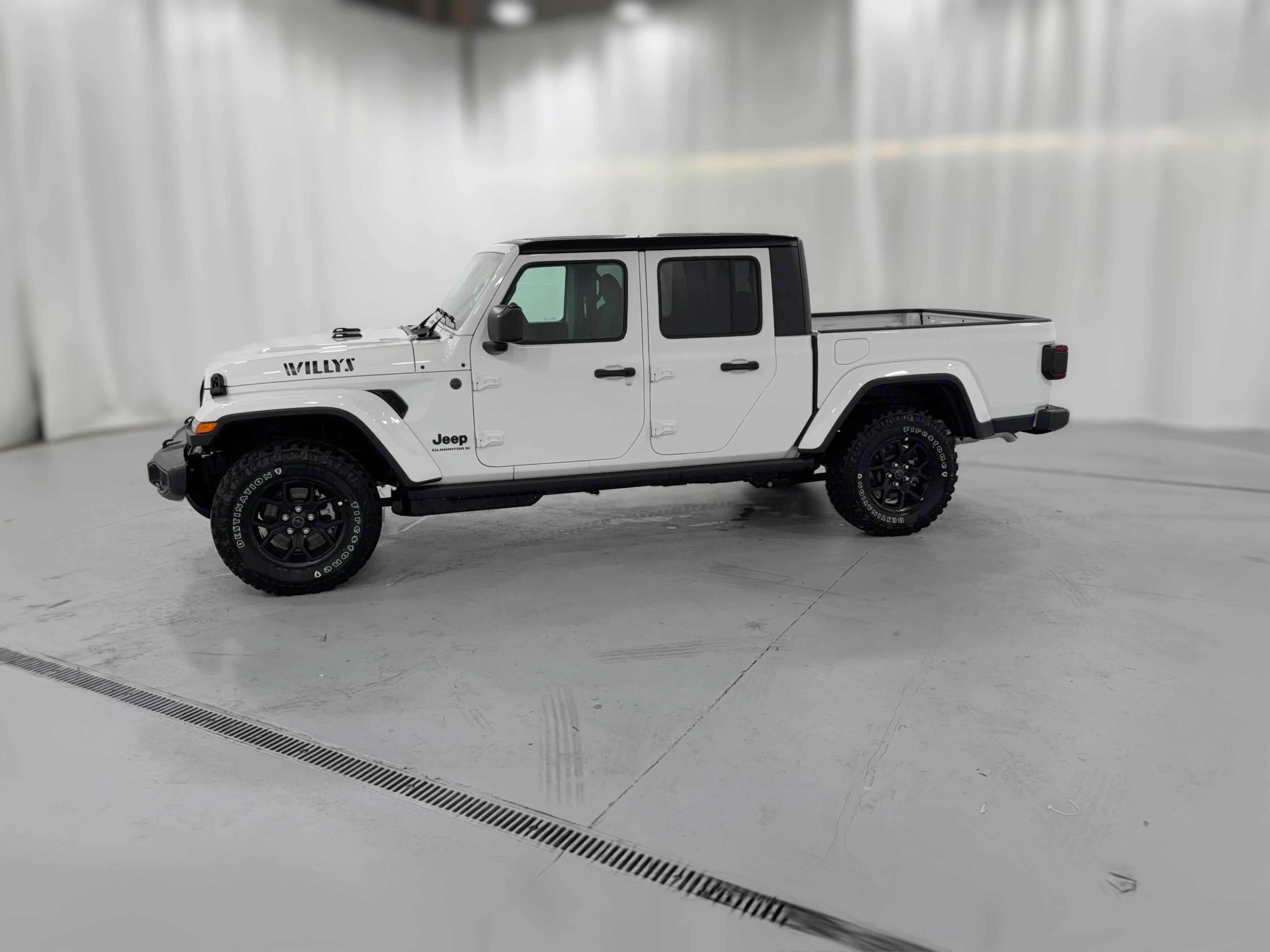2026 Jeep Gladiator Willys - Photo 21