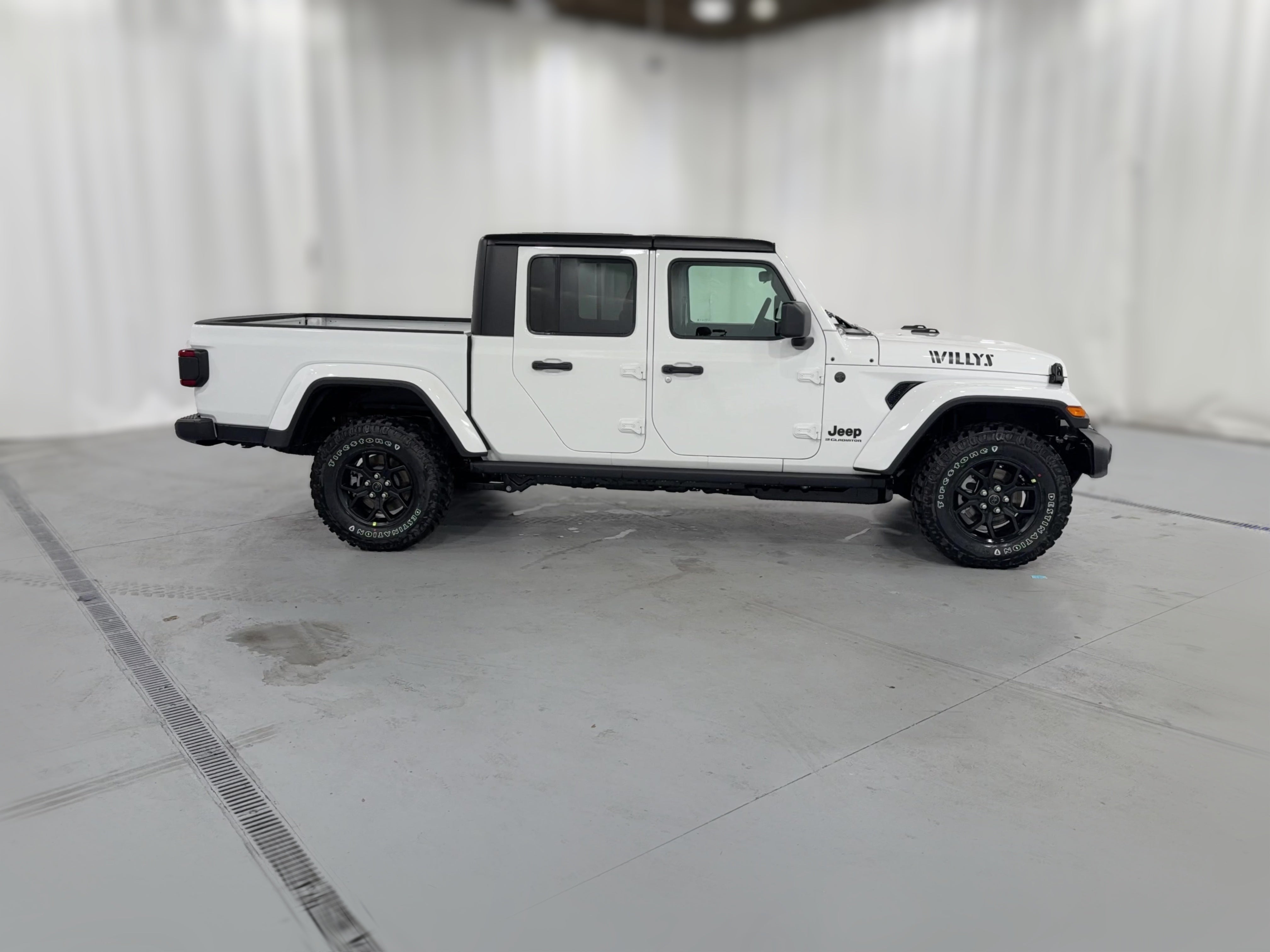 2026 Jeep Gladiator Willys - Photo 30