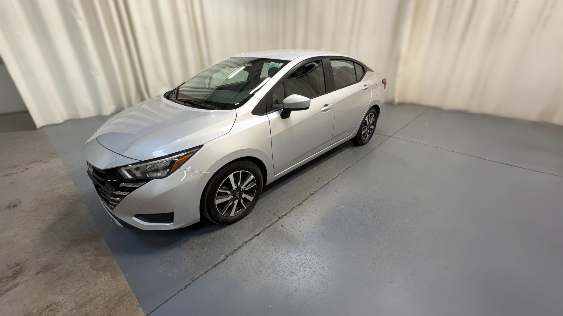 2025 Nissan Versa vehicle photo