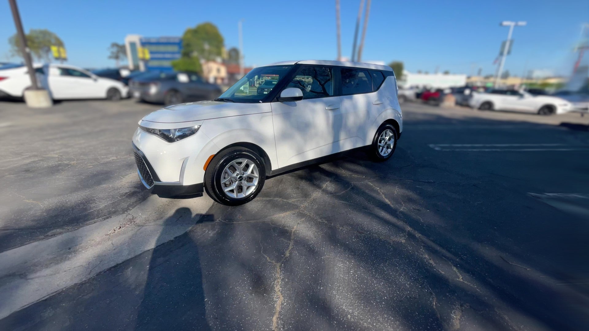2025 Kia Soul vehicle photo