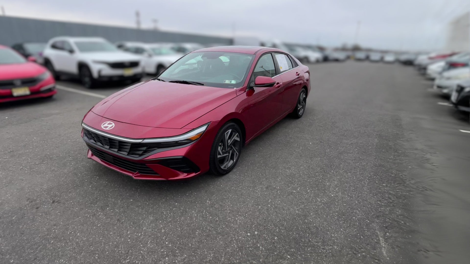 2025 Hyundai Elantra vehicle photo
