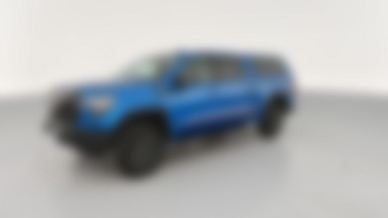 2024 GMC Sierra 1500 Crew Cab vehicle photo