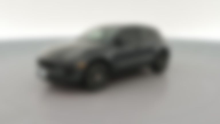 2022 Porsche Macan vehicle photo