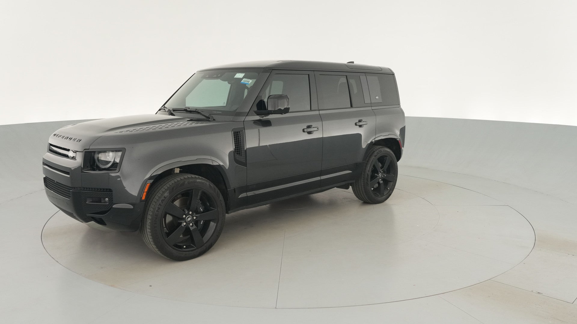 2024 Land Rover Defender 110 vehicle photo